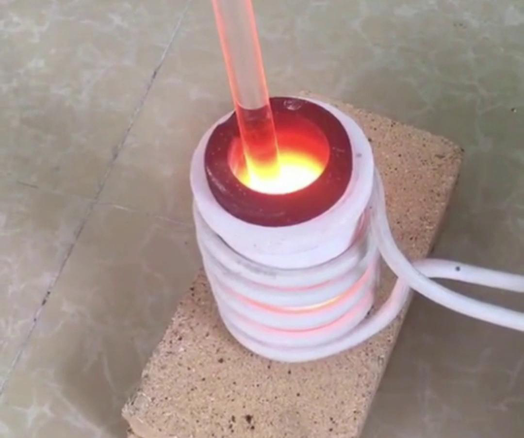 小型高频熔炼炉：家用电压，高效熔炼